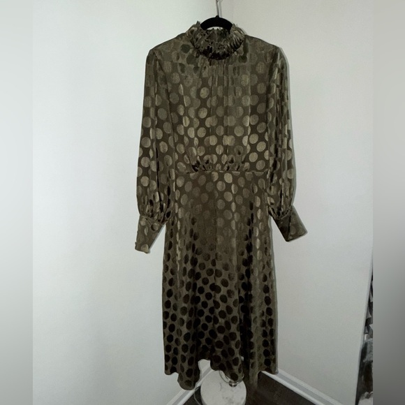Calvin Klein Dresses & Skirts - Calvin Klein Metallic Polka Dot Midi Dress Size 6